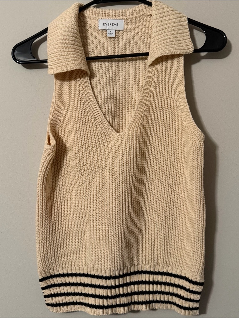 Evereve Cream Ribbed Knit Collared V-Neck Sweater Vest Black Stripe Size Small